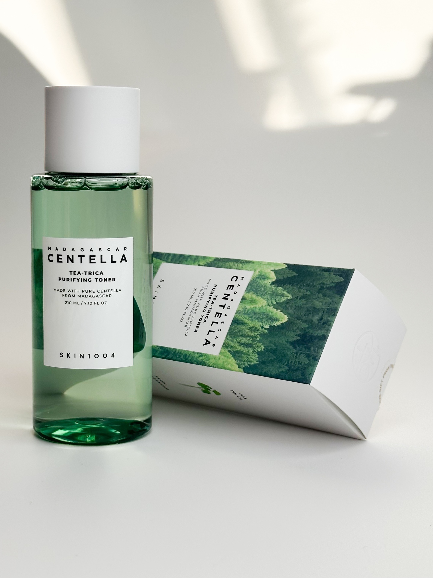 Противовоспалительный тоник с чайным деревом SKIN1004 Madagascar Centella  Tea-Trica Purifying Toner